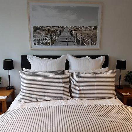 Acorns Wellington Bed And Breakfast Esterno foto